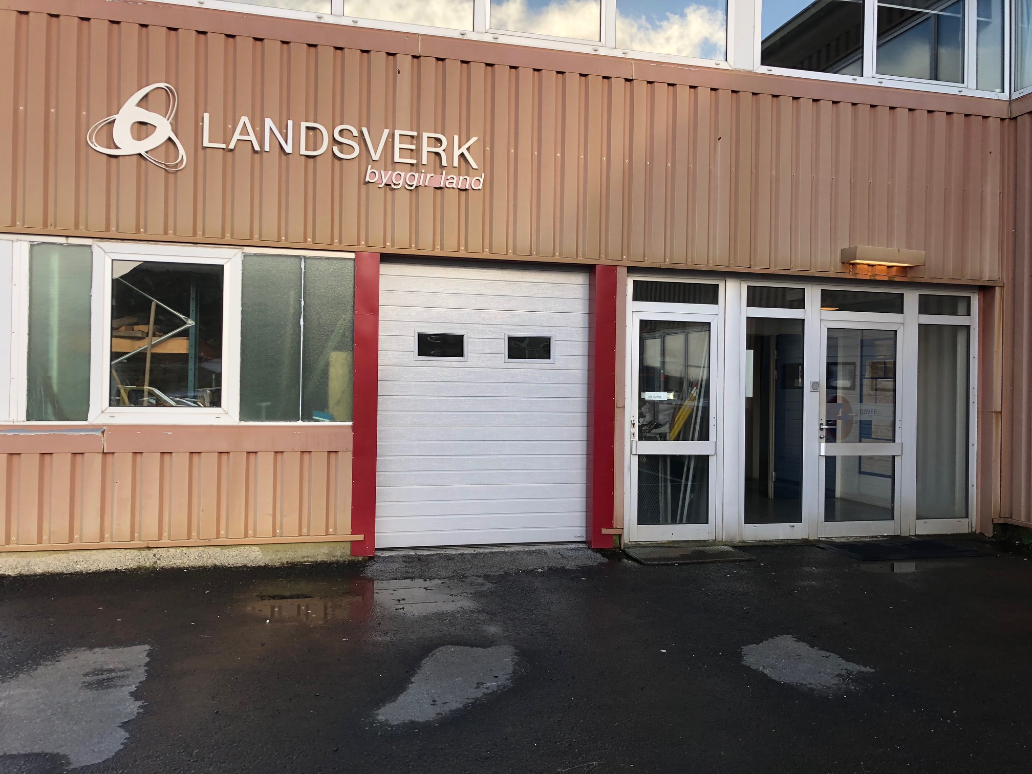 Vegastøðin á Lambareiði